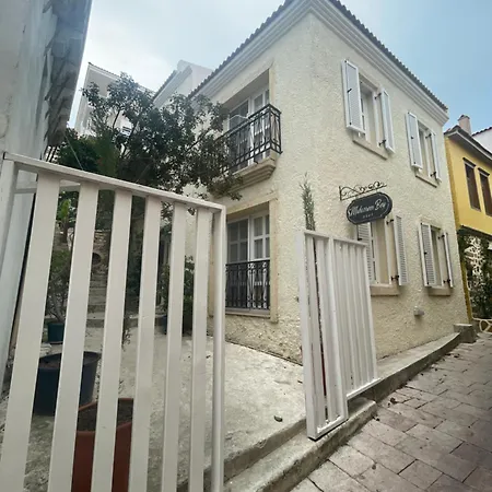 Hotel Muharrembey