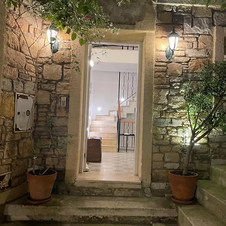 Muharrembey Hotel Çeşme