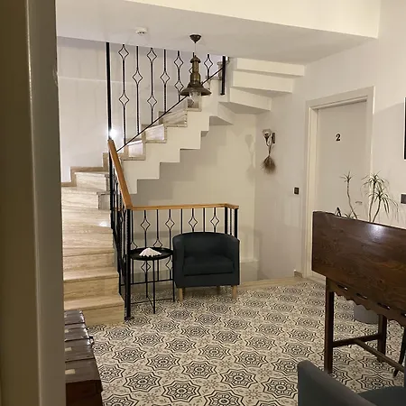 Hotel Muharrembey 2*