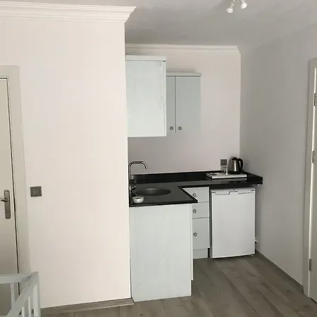 Muharrembey Hotel Çeşme