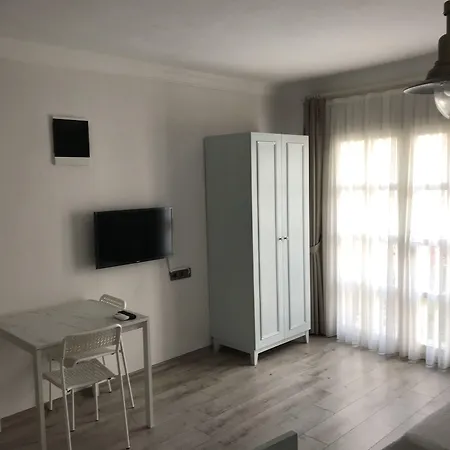 Muharrembey Hotel Çeşme