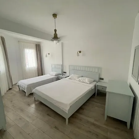Muharrembey Otel 2*