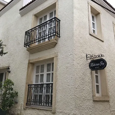 Muharrembey 호텔 2*