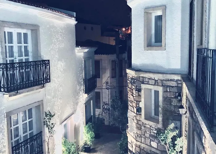 Muharrembey Szálloda