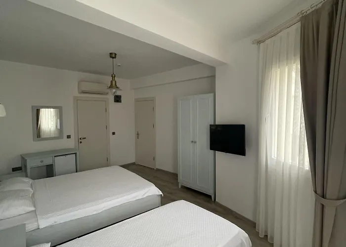 Muharrembey Szálloda Çeşme