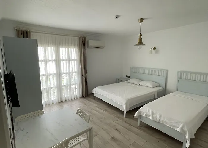 Muharrembey Szálloda Çeşme