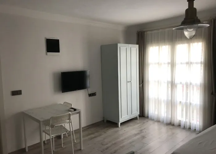 Muharrembey Szálloda Çeşme